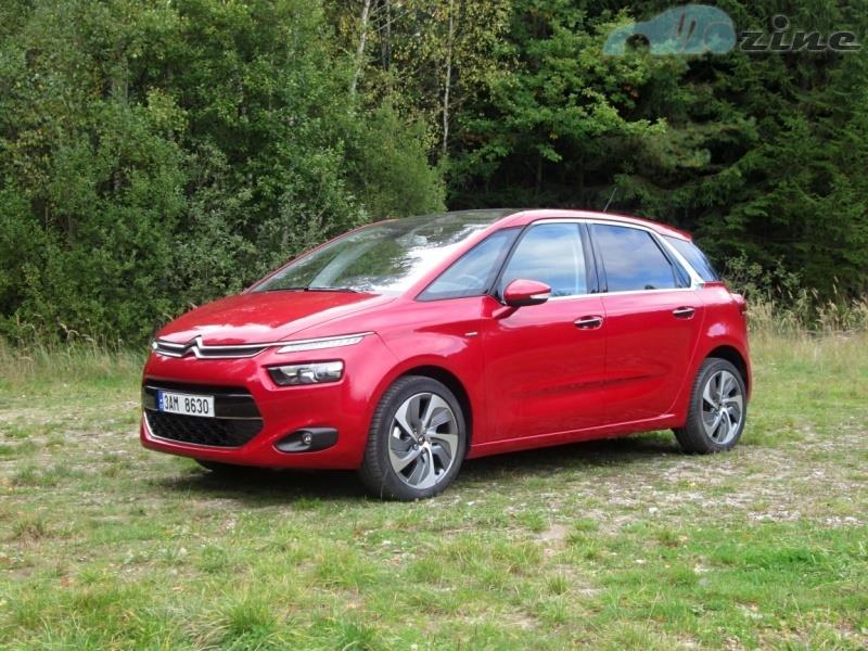 TEST Citroën C4 Picasso 1.6 THP 156k Exclusive - Futuristický kamarád